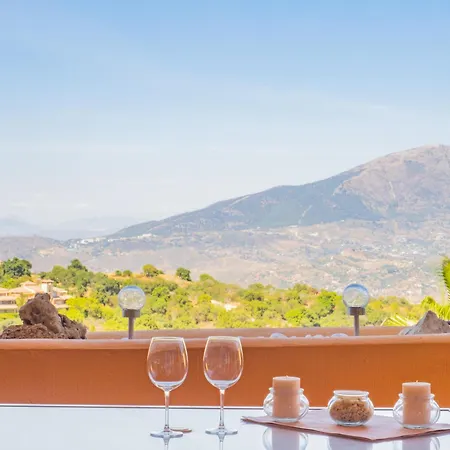 아파트 Cubo's Marbella Hill View Golf *