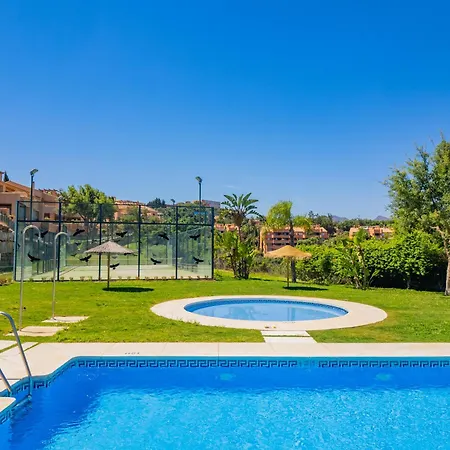 Cubo's Marbella Hill View Golf
