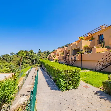 아파트 Cubo's Marbella Hill View Golf